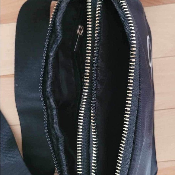 Belt Bag Sign Gemini and Libra - Picture 2 of 9